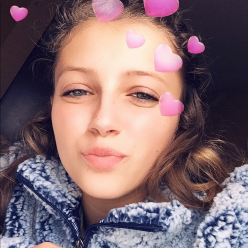 Meet your Posher, Camryn